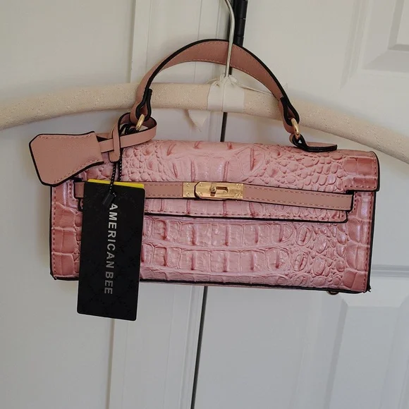 NWT Pink American Bee Purse with crossbody removable strap - Picture 2 of 14